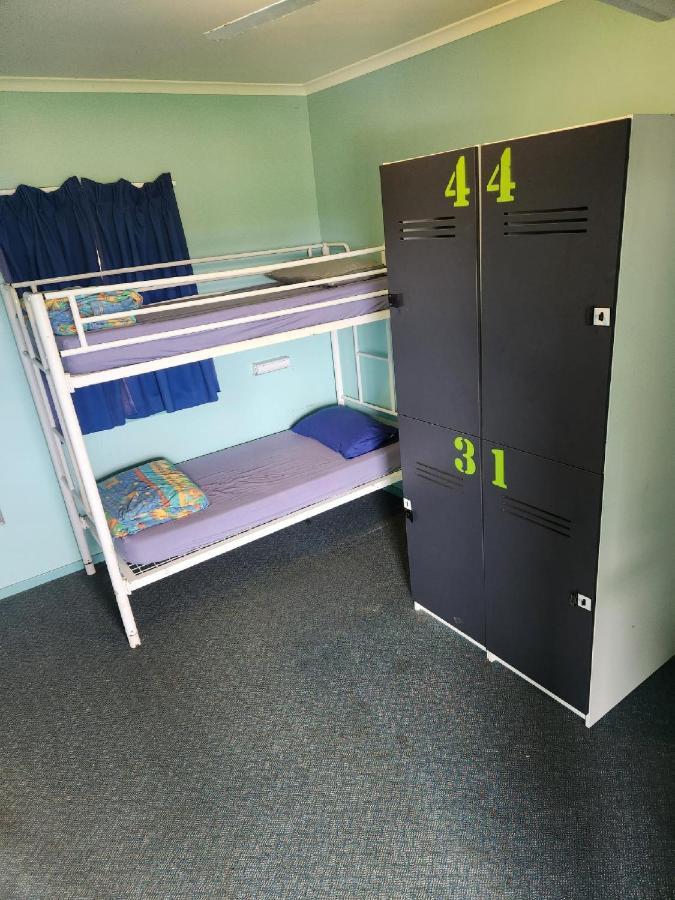 Jetty Blue Backpackers Hostel Coffs Harbour Room photo